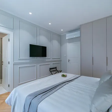 Villa Central 4*