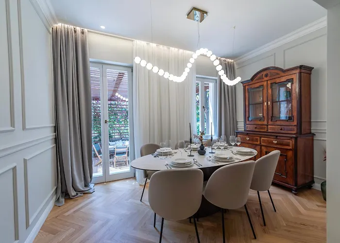 Villa Central 4* Split